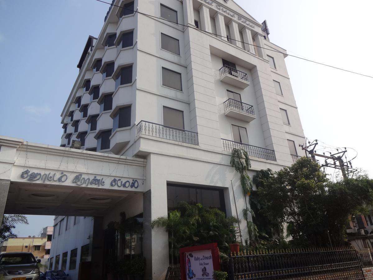 Hotel Grand Palace Chennai Zewnętrze zdjęcie